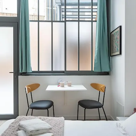 Guestready - Studio In The Heart Of The Historic Center Of Apartment Bordeaux